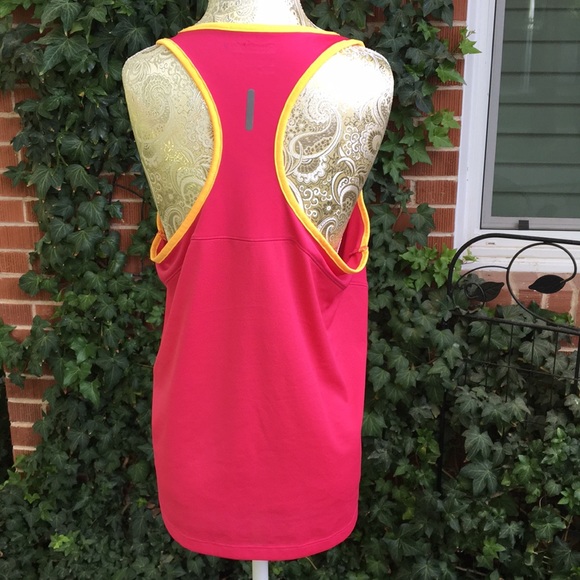 Reebok. Work Out Tank - Picture 3 of 5